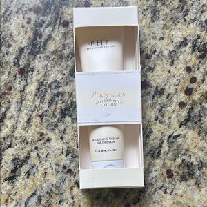 Farmhouse Fresh Honey-Chai Steeped Milk Lotion - Cream